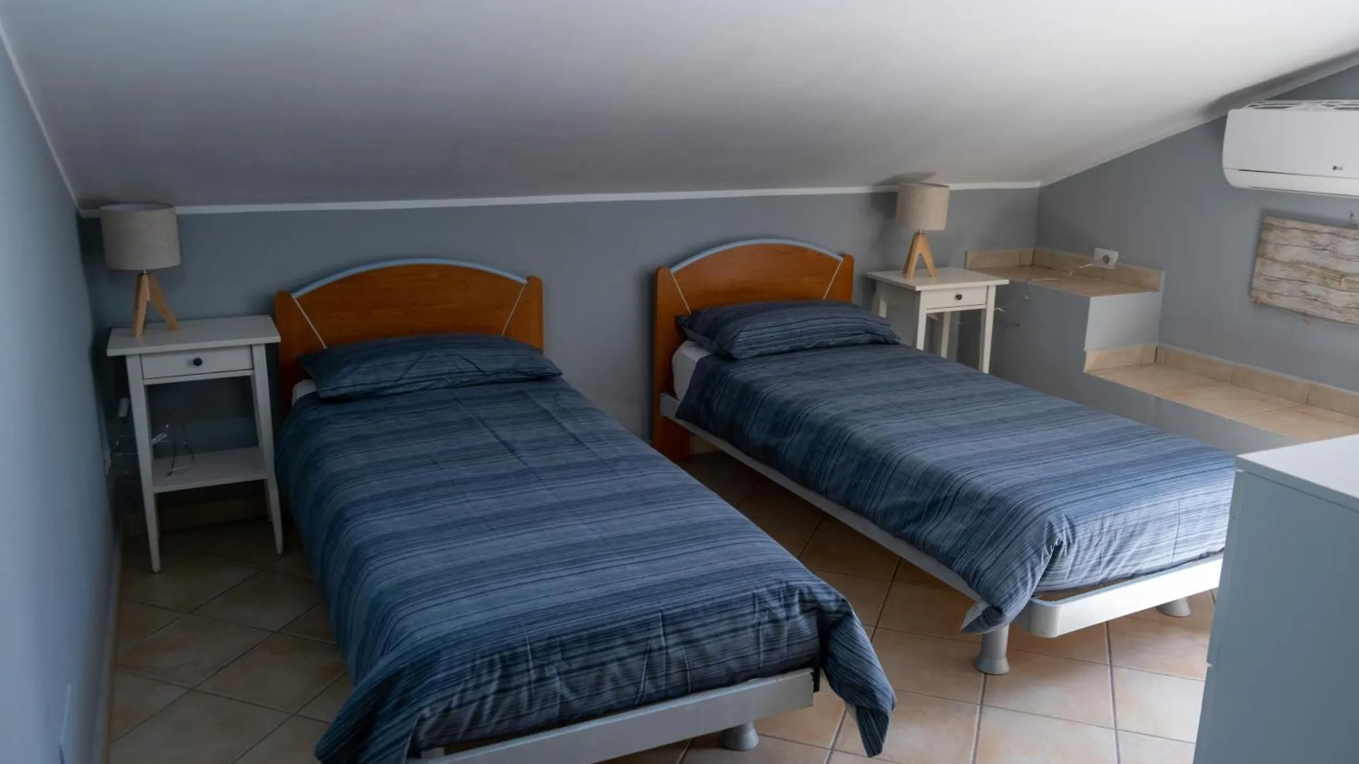 Casa Vacanze Oasi Campofelice Di Roccella 0*,  Italien