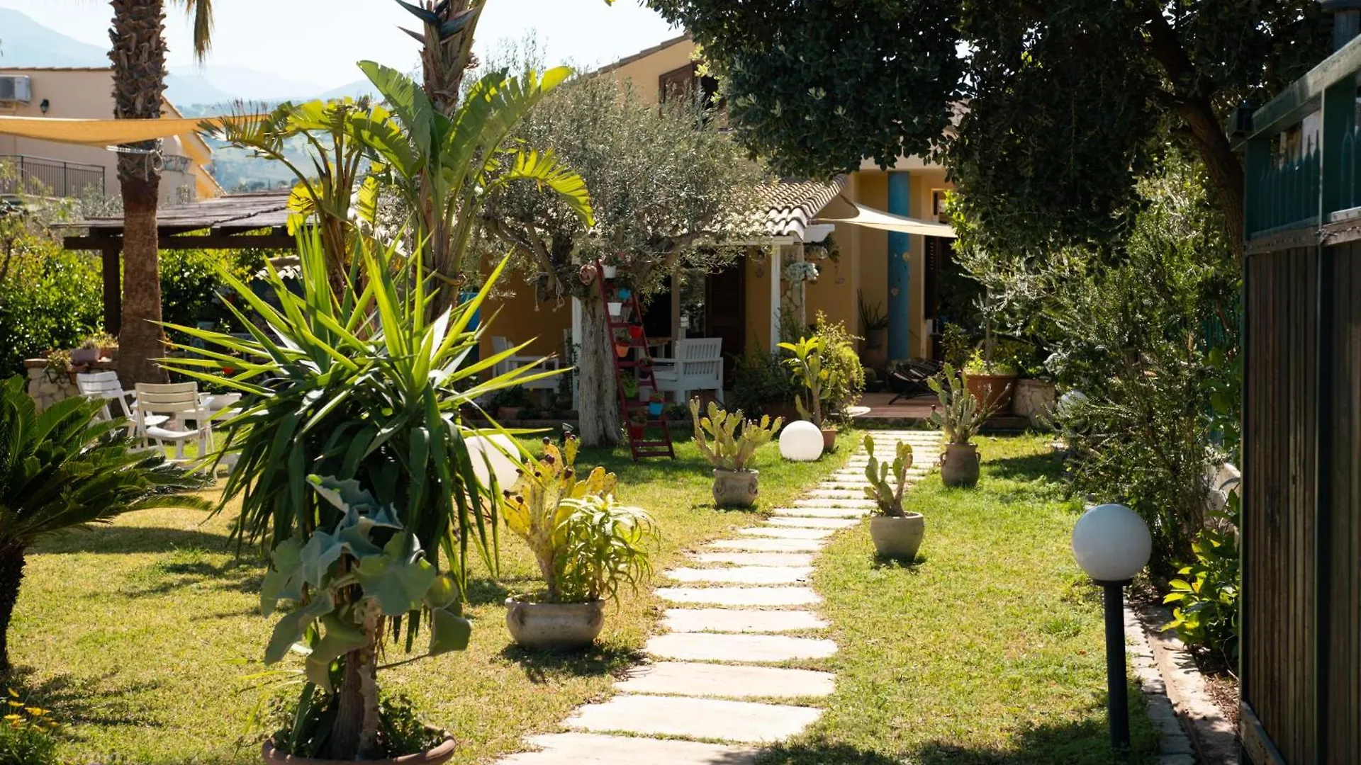 Casa Vacanze Oasi Campofelice Di Roccella Ferienhaus